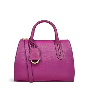 RADLEY LONDON Badgers Walk Small Zip Top Fuchsia Crossbody Bag